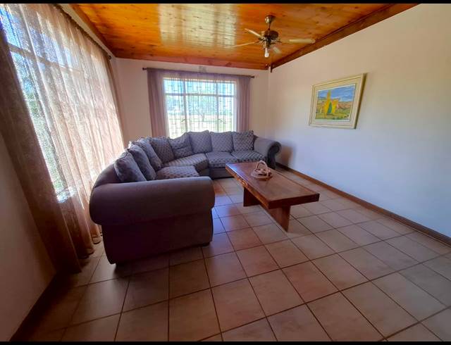 23,625M² SMALLHOLDING FOR SALE IN MOOILANDE